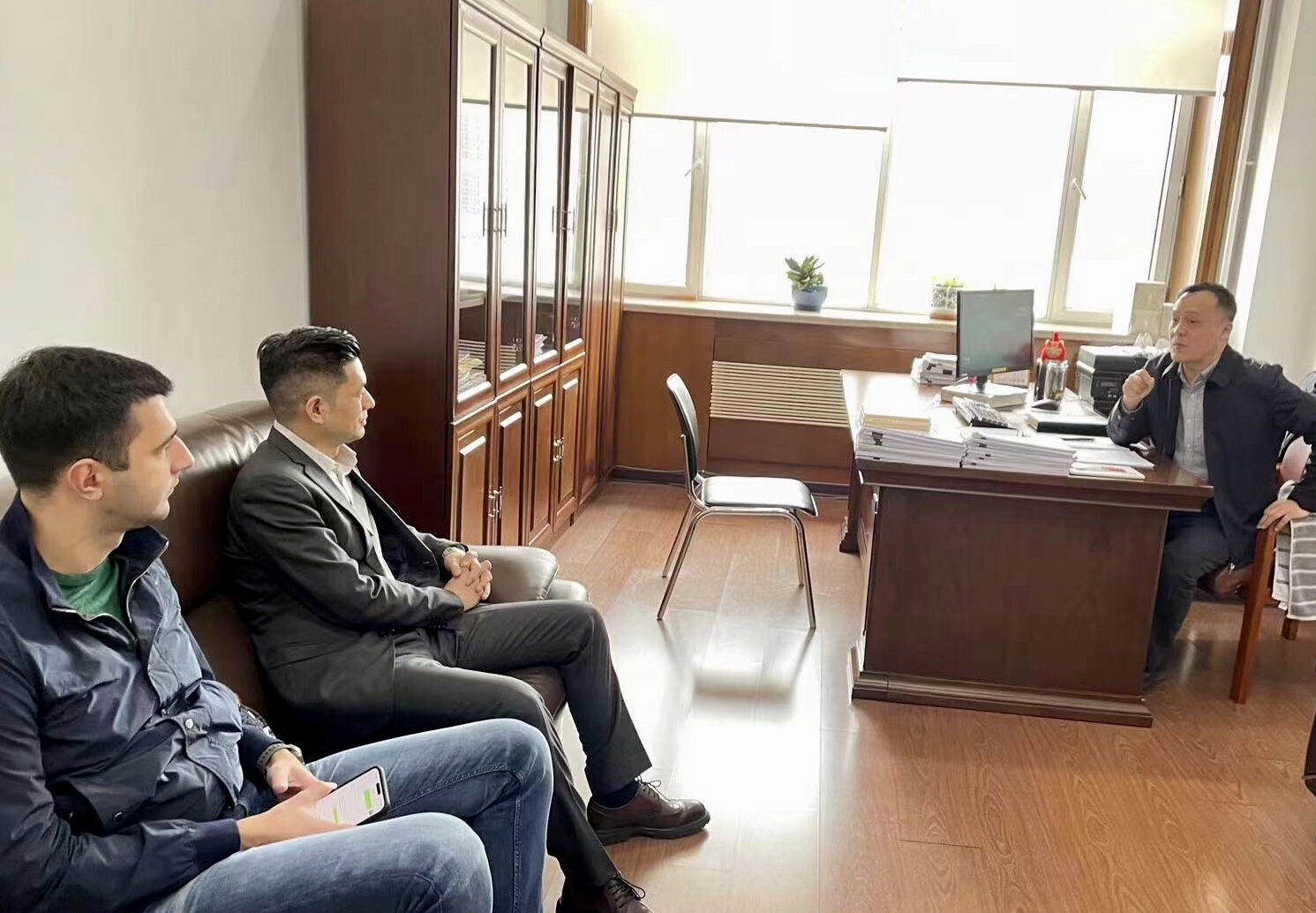 oety欧亿集团受邀到访黑龙江省工商业联合会开展研讨交流